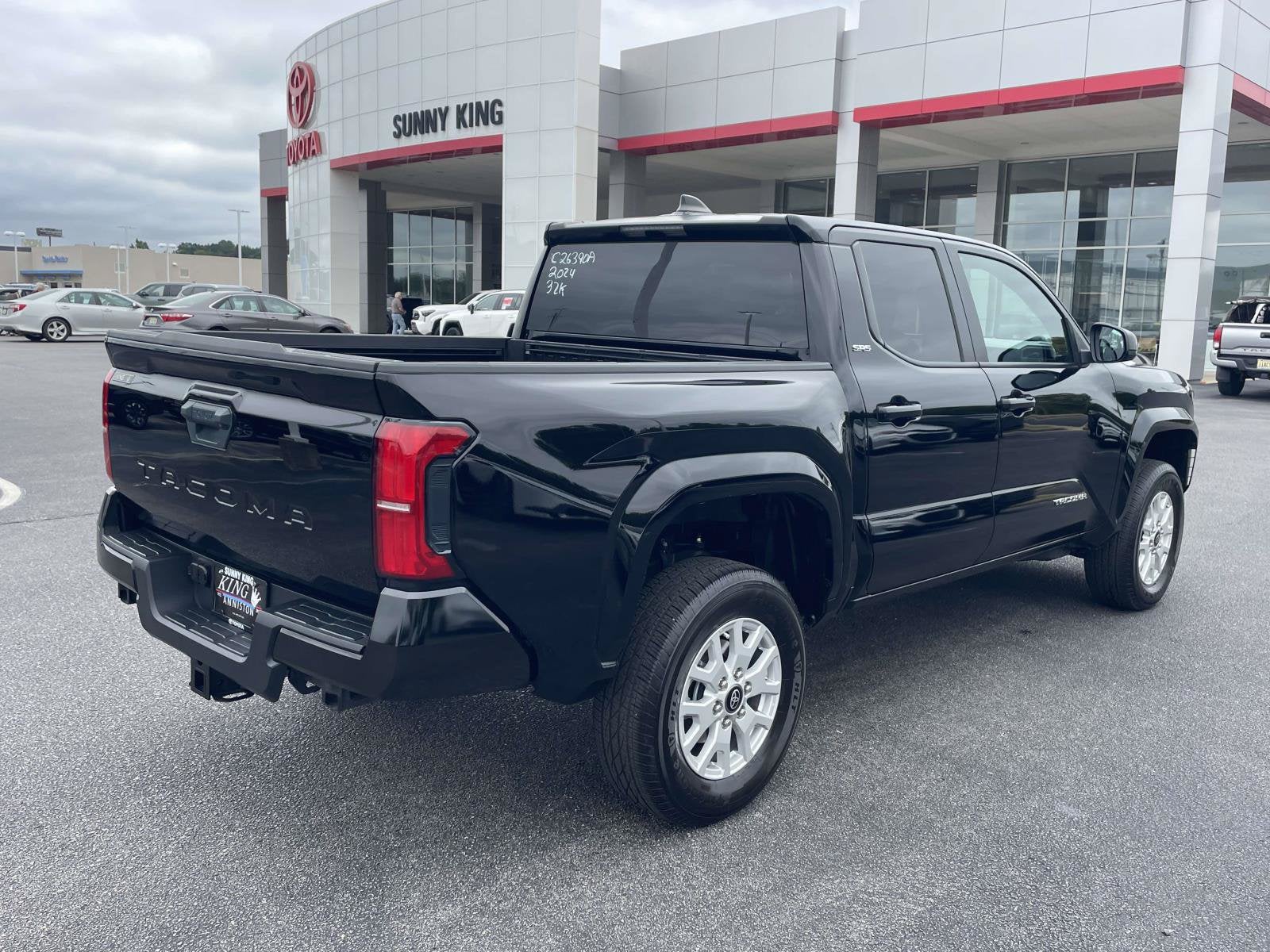 2024 Toyota Tacoma 2WD SR5