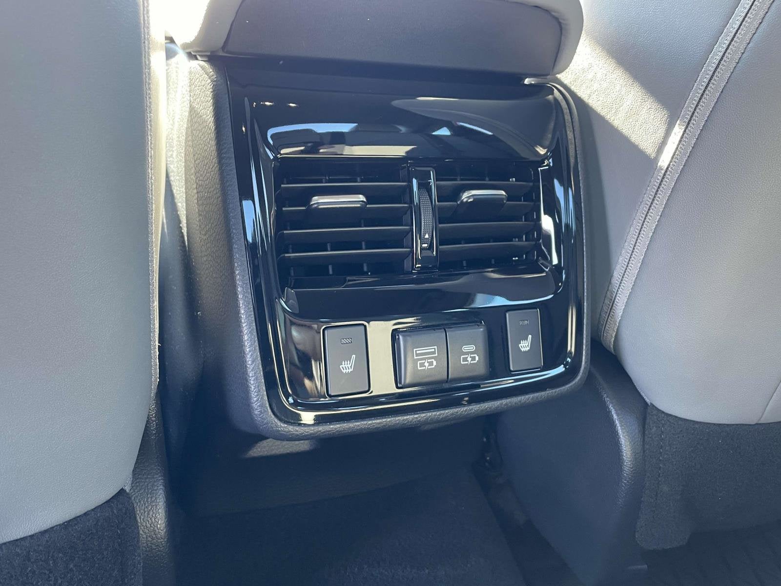 2021 Toyota Avalon Hybrid Limited