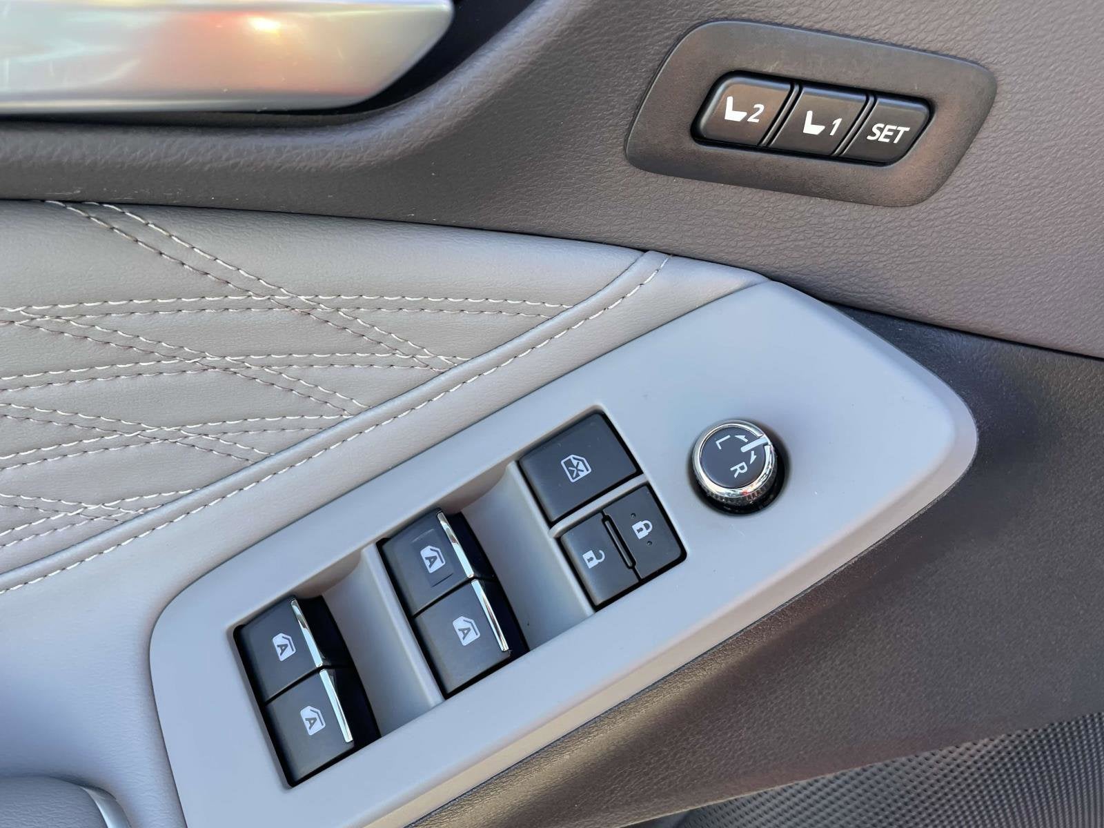 2021 Toyota Avalon Hybrid Limited