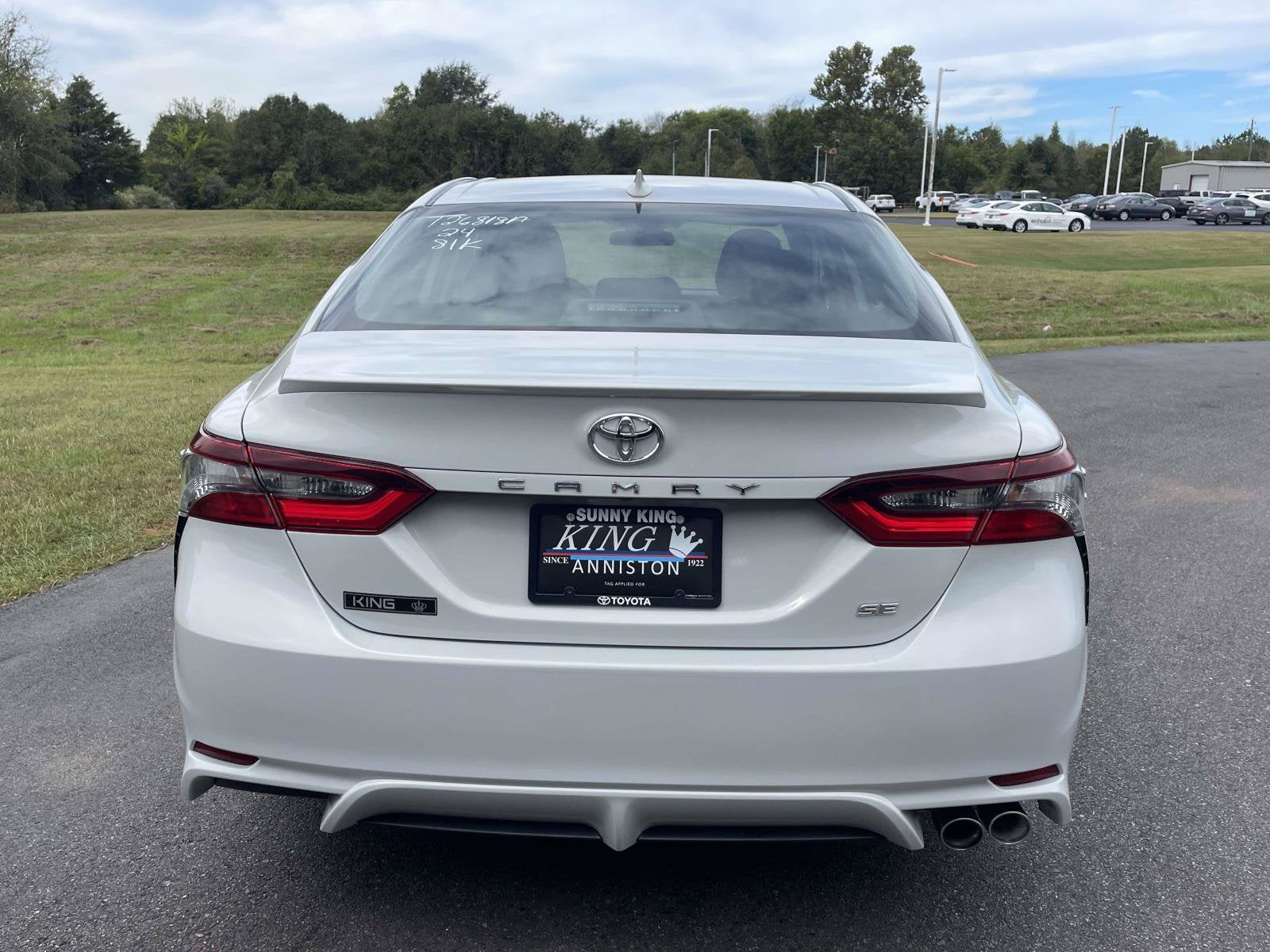 2024 Toyota Camry SE