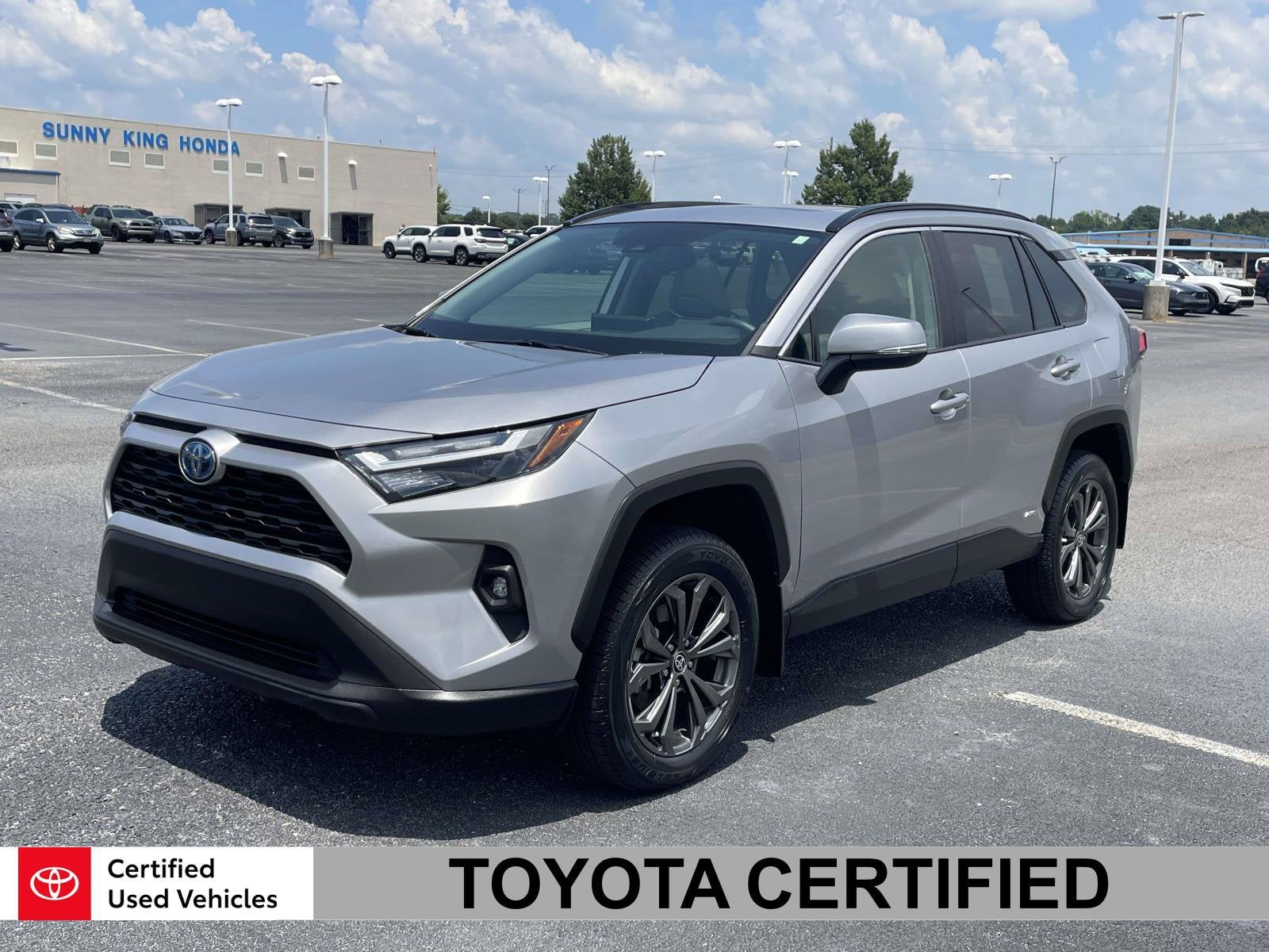 2024 Toyota RAV4 Hybrid XLE Premium