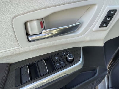 2022 Toyota Sienna Platinum