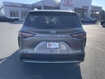 2022 Toyota Sienna Platinum