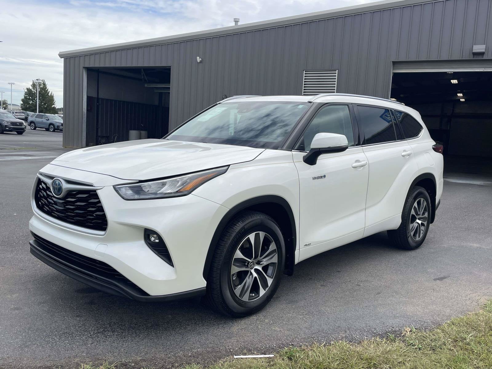 2020 Toyota Highlander Hybrid XLE