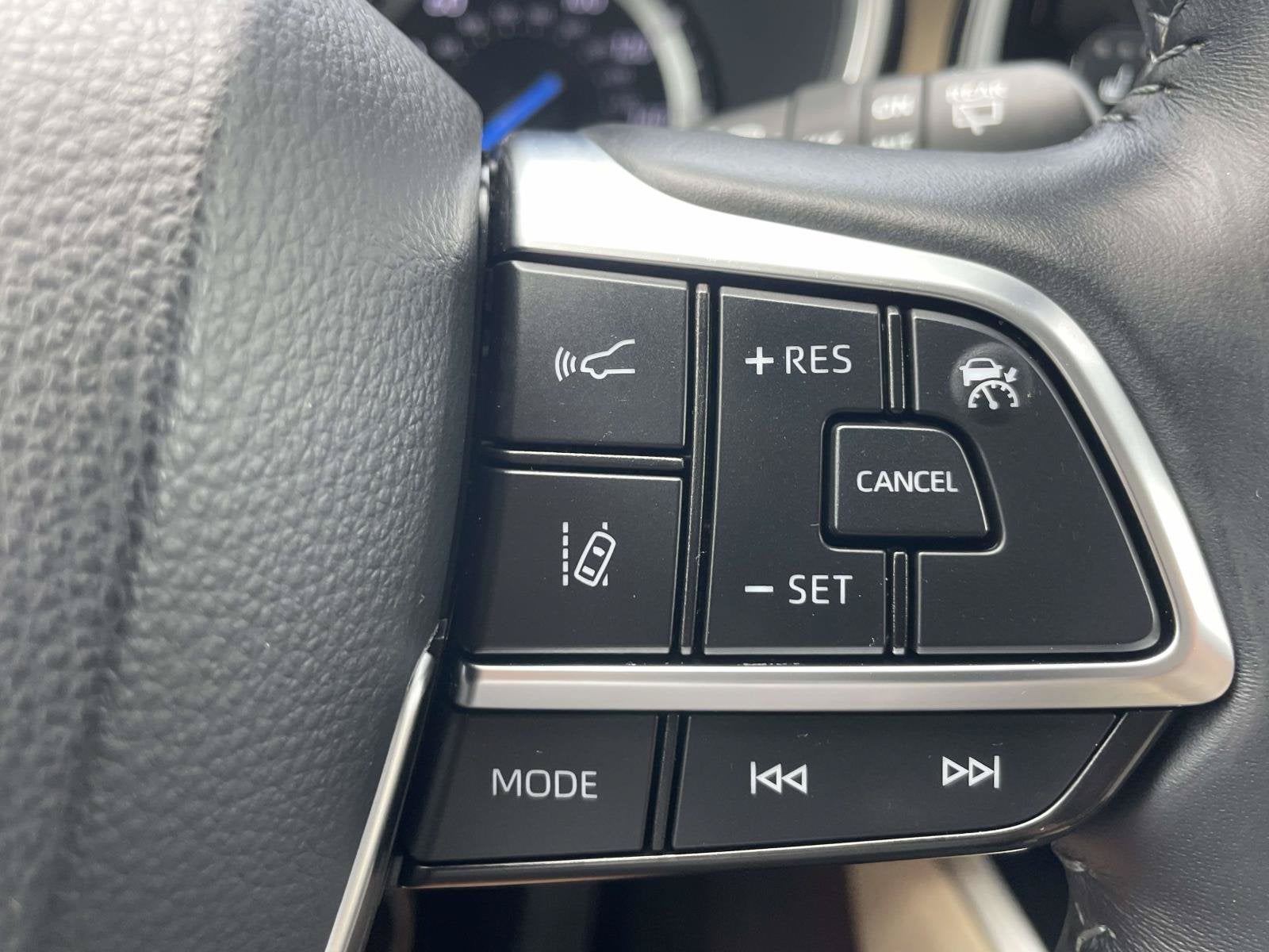 2020 Toyota Highlander Hybrid XLE