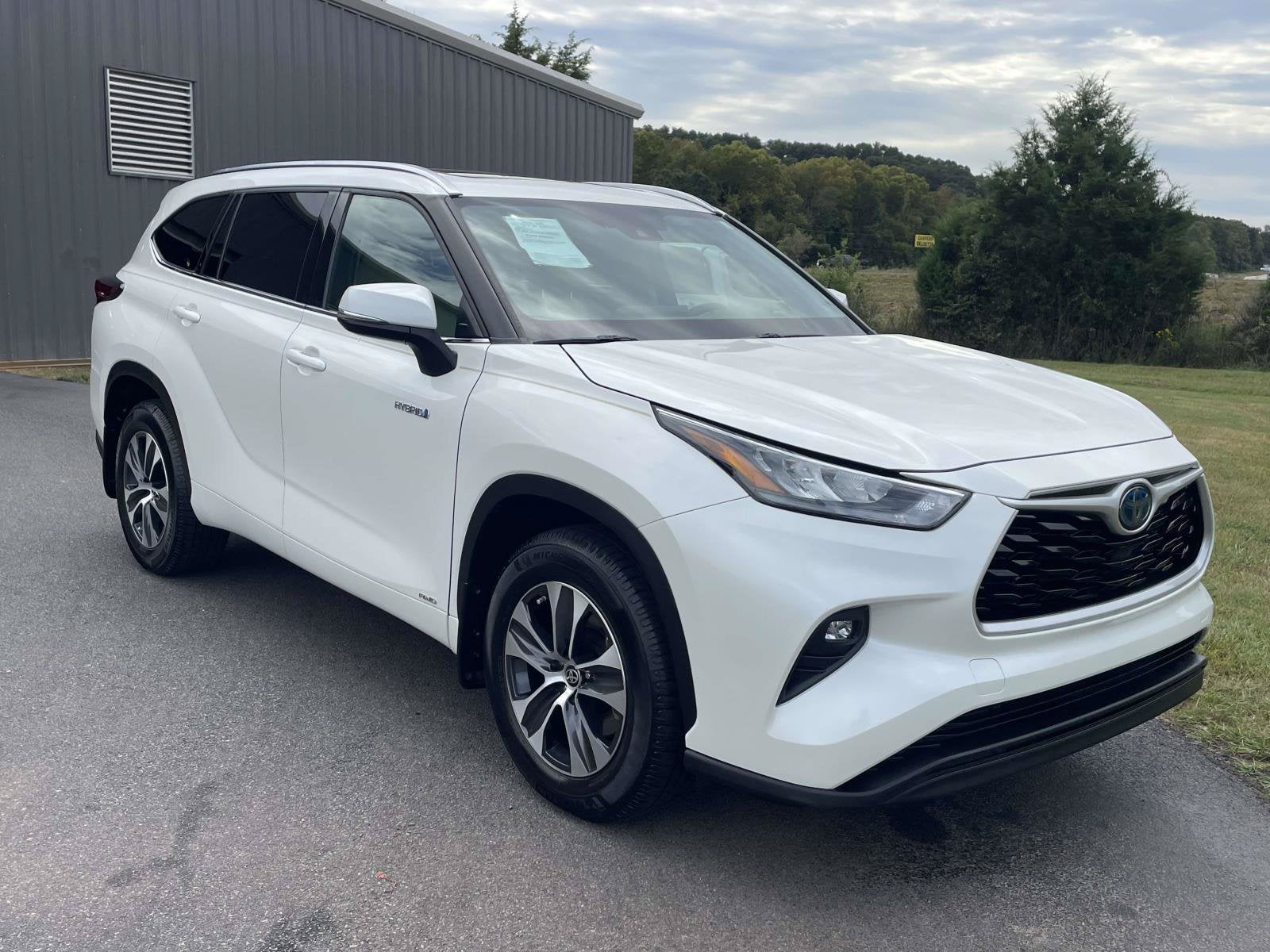2020 Toyota Highlander Hybrid XLE
