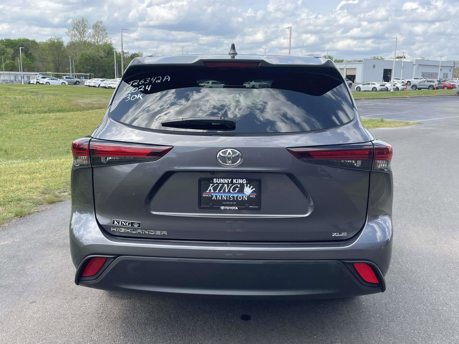 2024 Toyota Highlander XLE