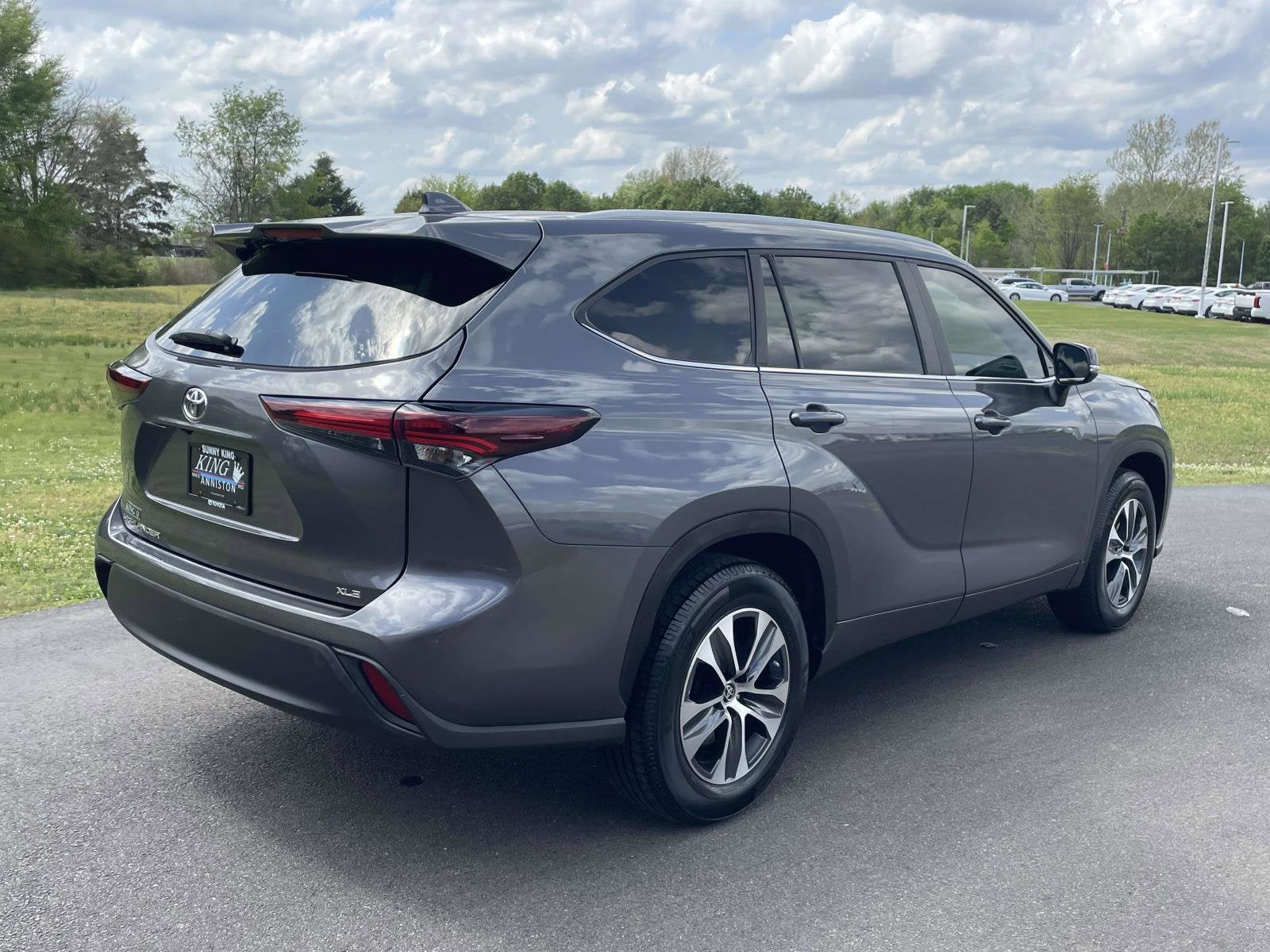 2024 Toyota Highlander XLE