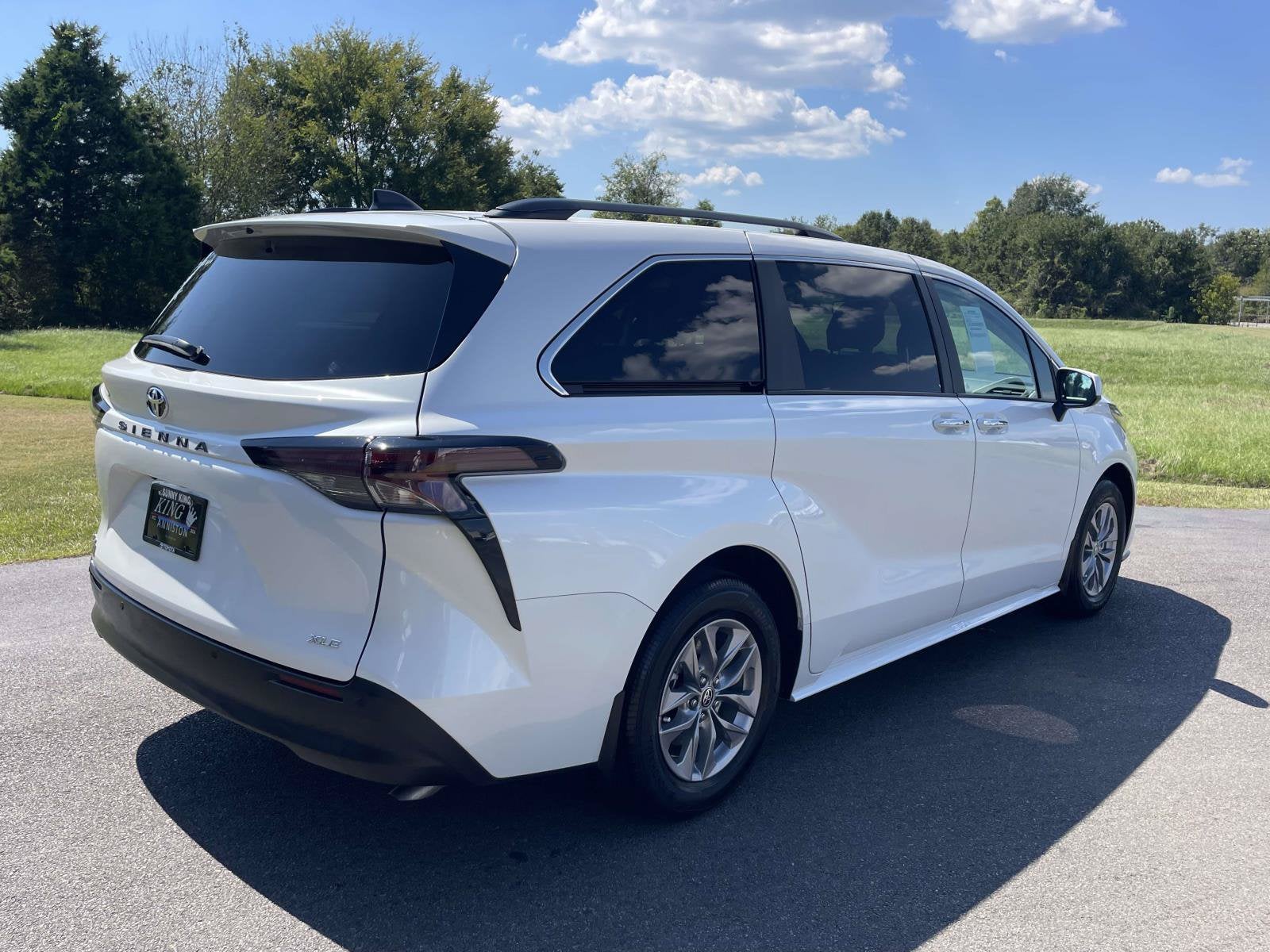 2026 Toyota Sienna XLE