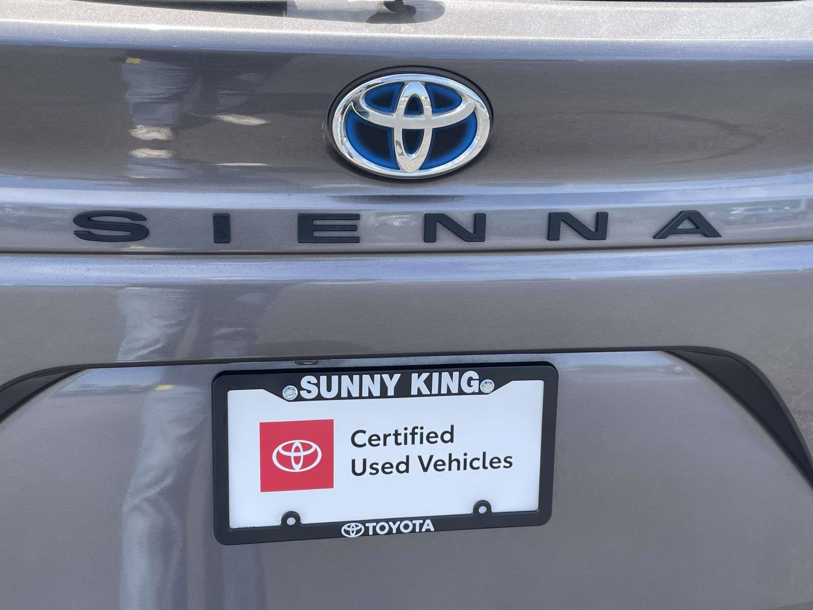 2024 Toyota Sienna XLE