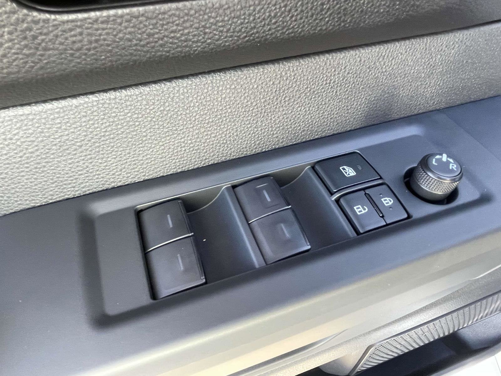 2026 Toyota Tundra 2WD SR