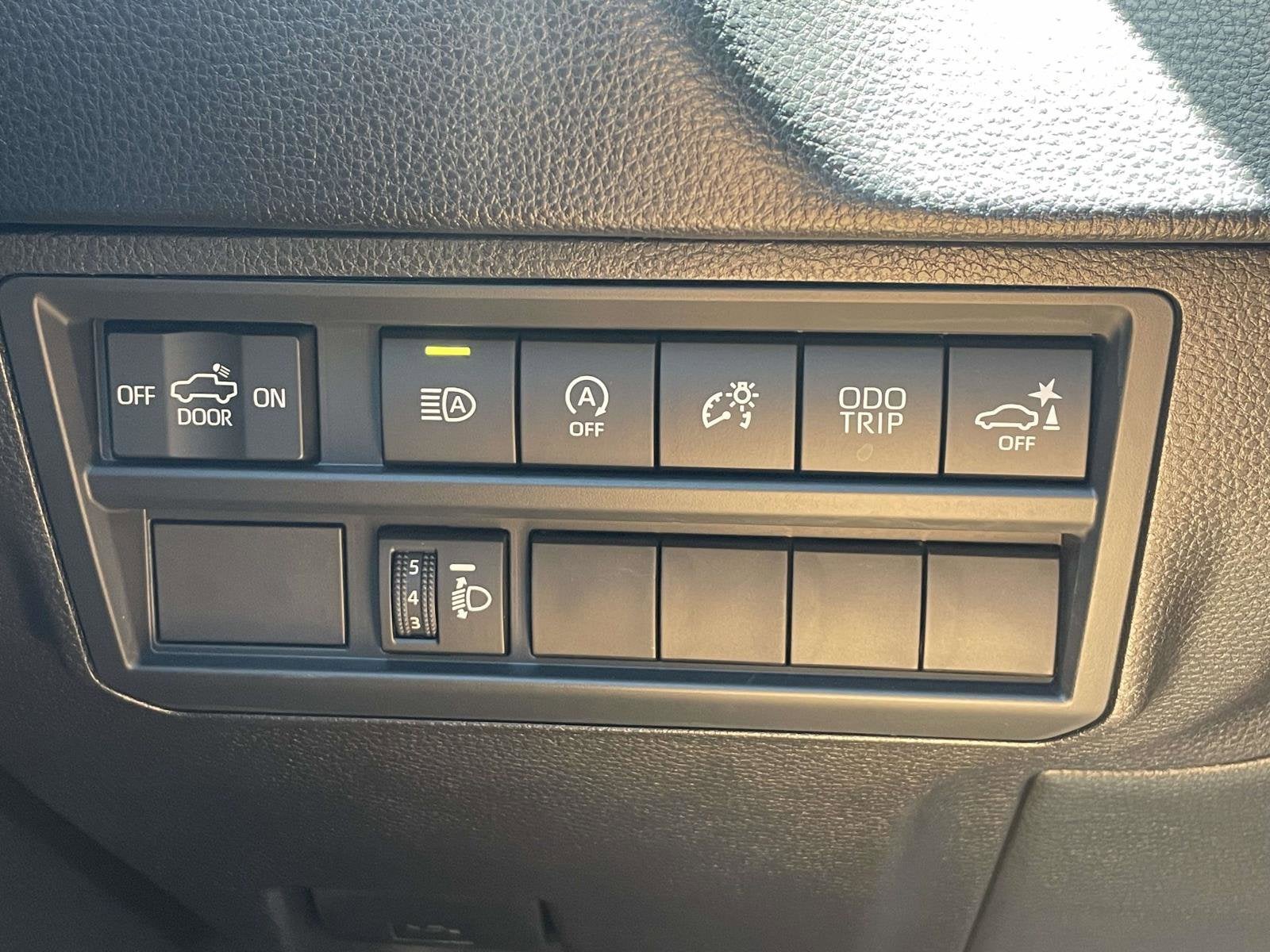2026 Toyota Tundra 2WD SR5