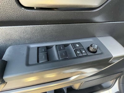 2022 Toyota Tundra 4WD SR5