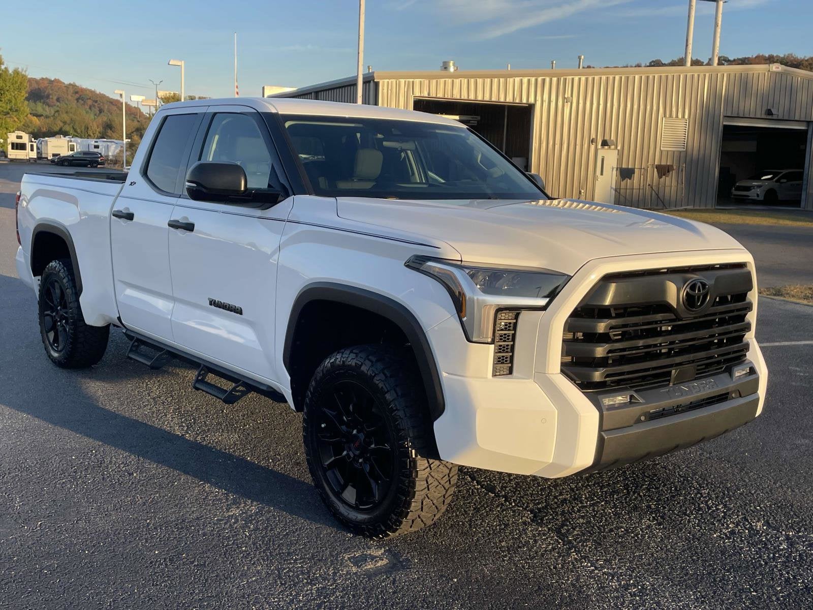 2022 Toyota Tundra 4WD SR5