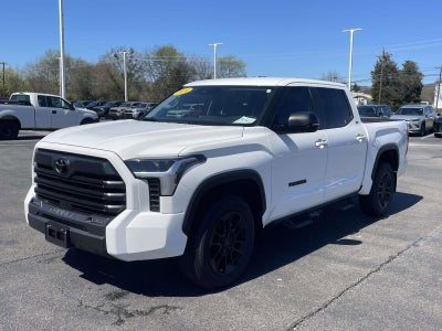 2024 Toyota Tundra 4WD SR5