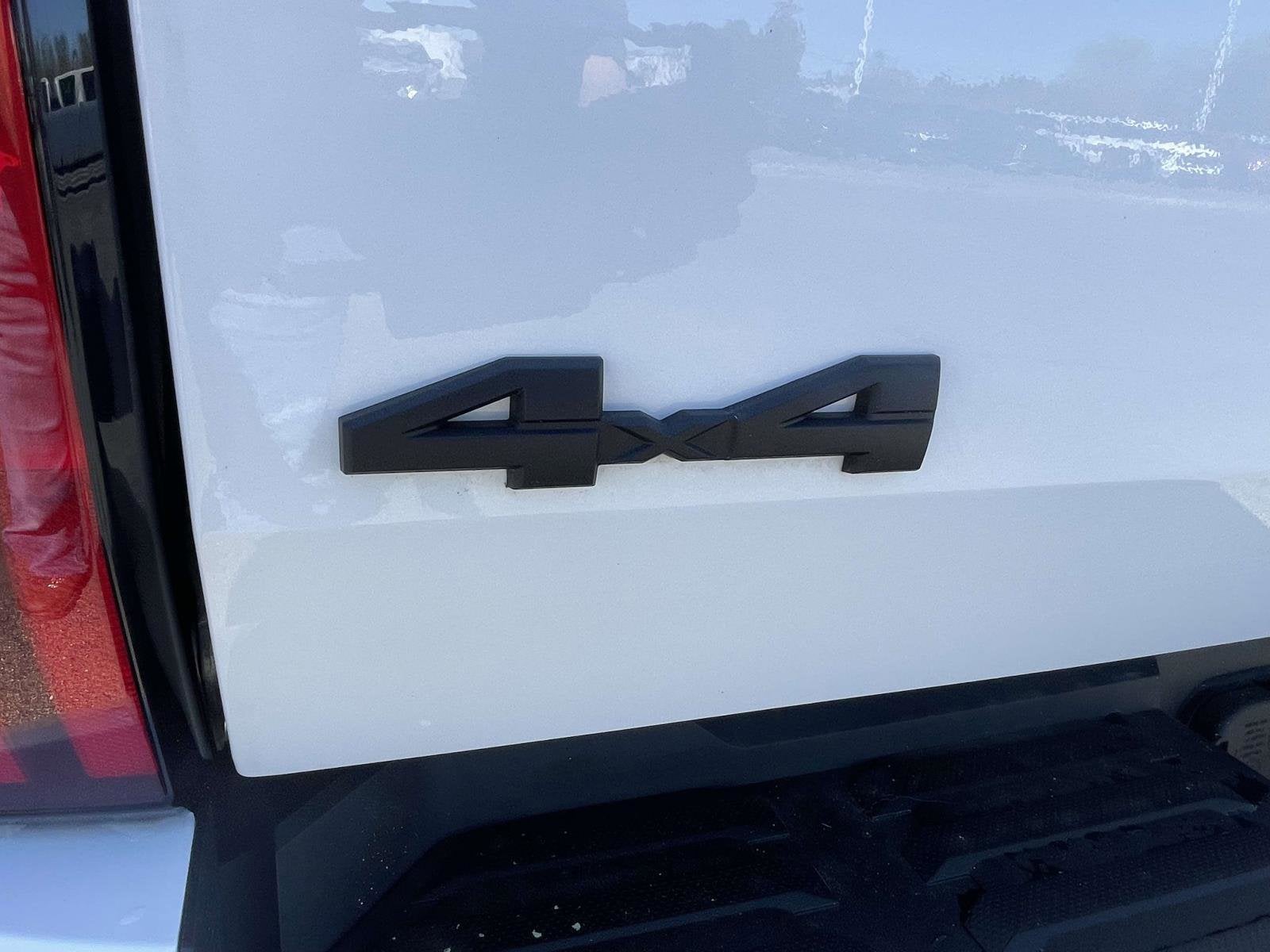 2024 Toyota Tundra 4WD SR5