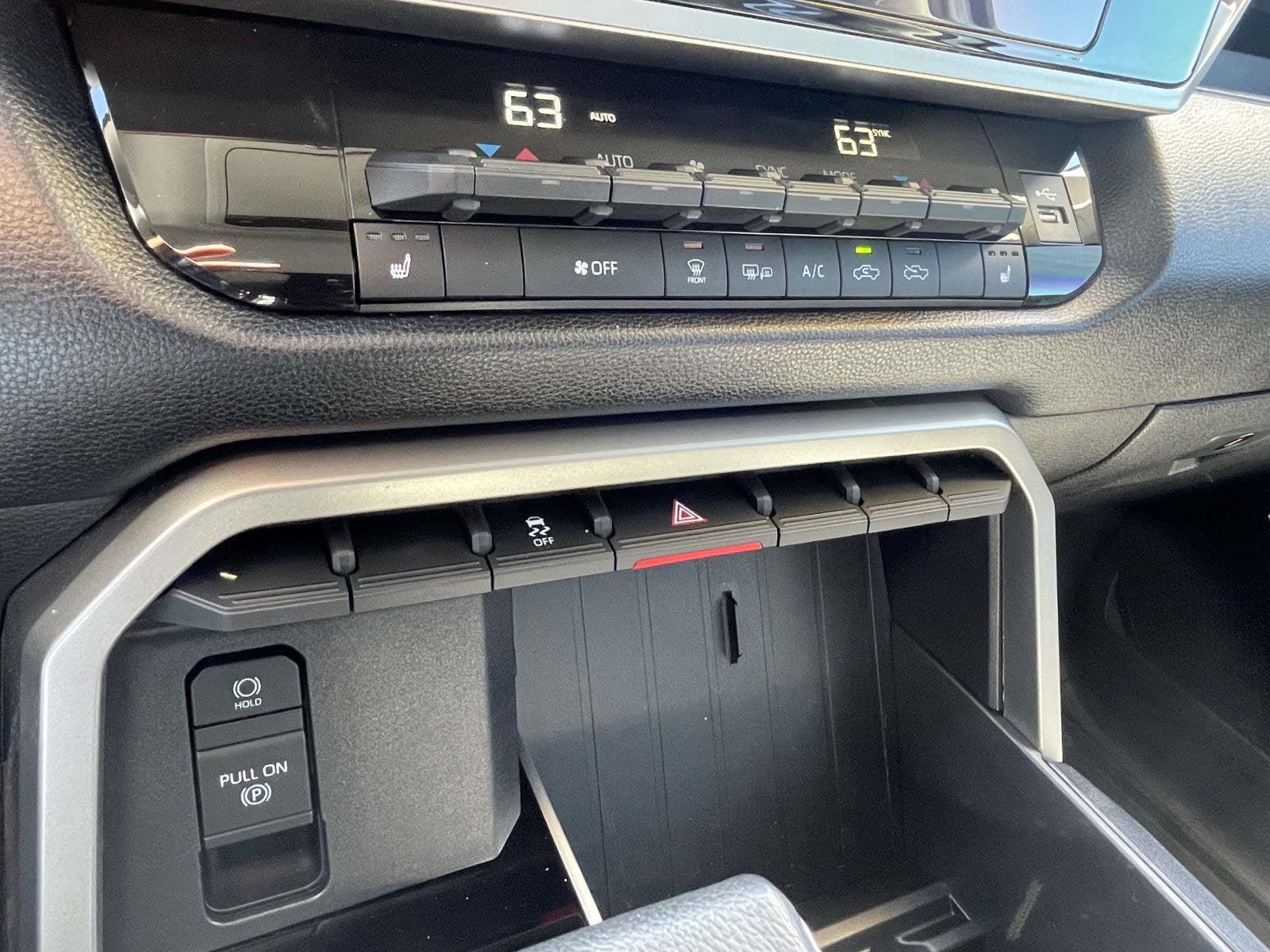 2024 Toyota Tundra 4WD SR5