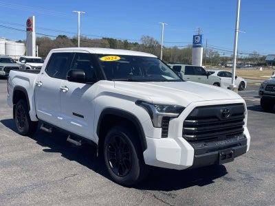 2024 Toyota Tundra 4WD SR5