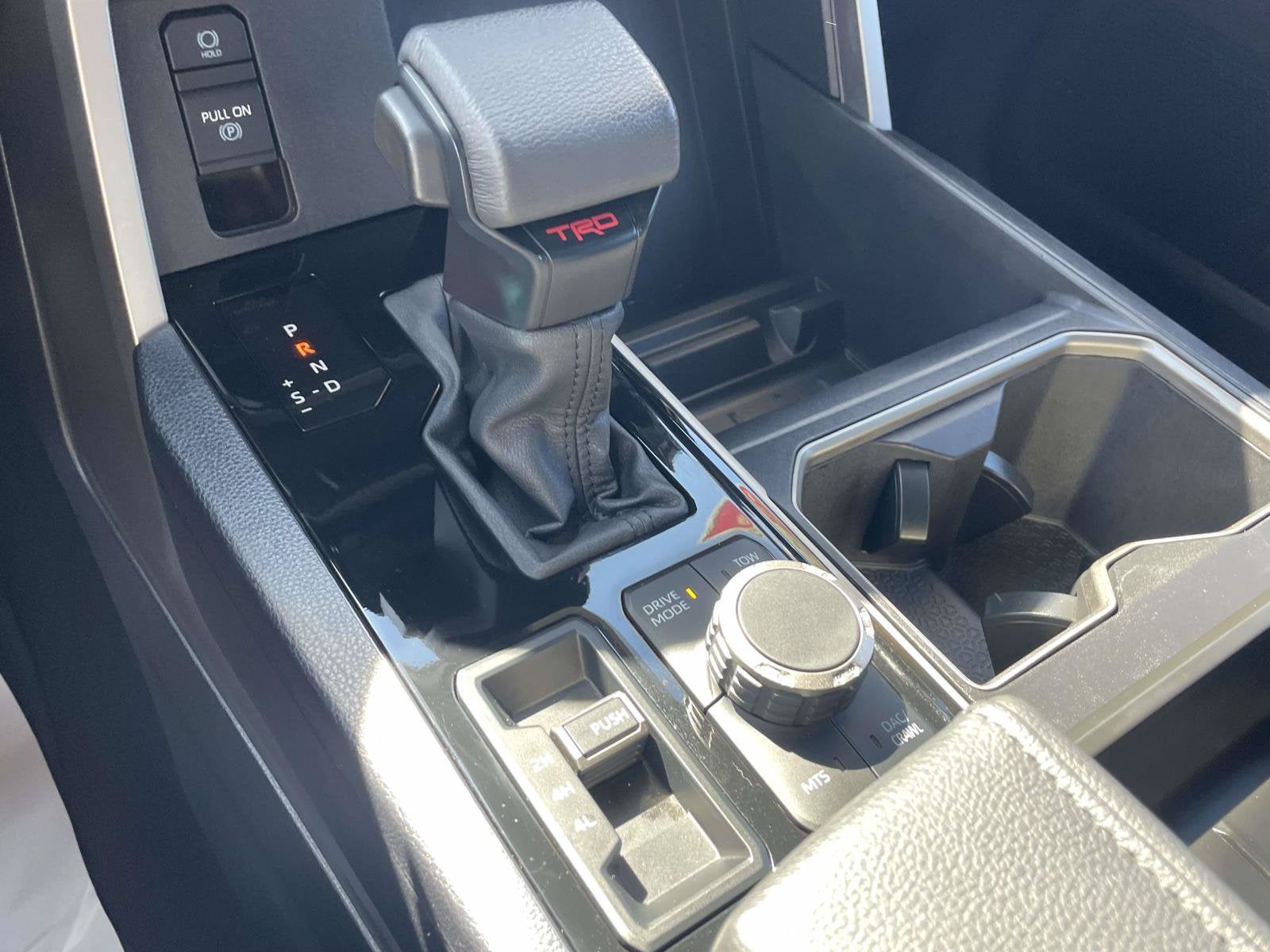 2025 Toyota Tundra 4WD SR5