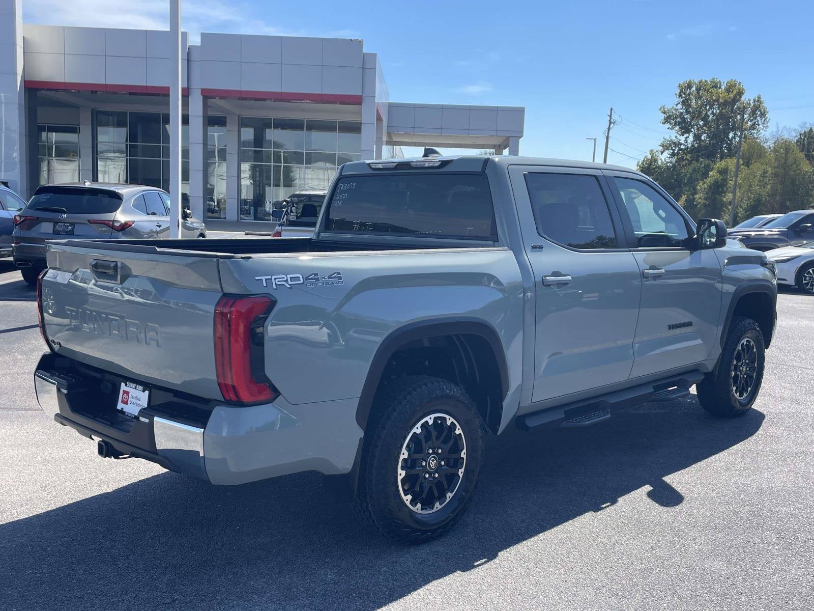 2025 Toyota Tundra 4WD SR5