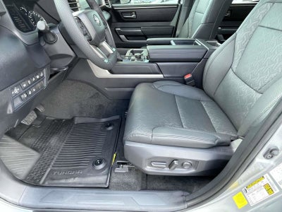 2025 Toyota Tundra 4WD SR5