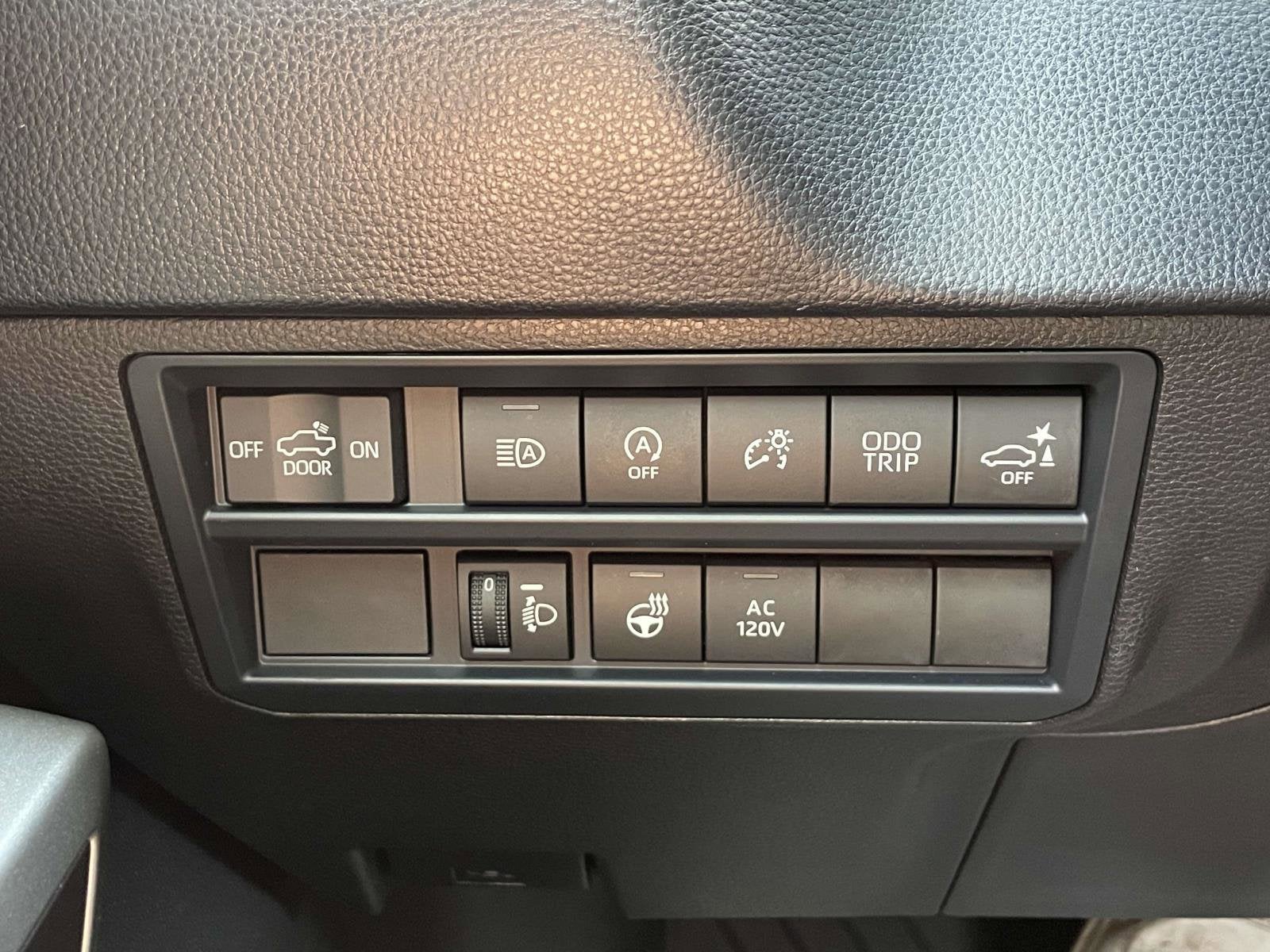 2025 Toyota Tundra 4WD SR5