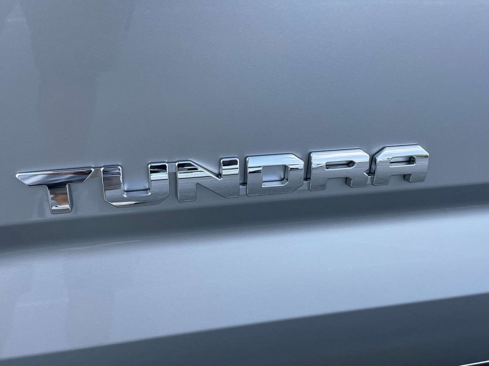2025 Toyota Tundra 4WD SR5