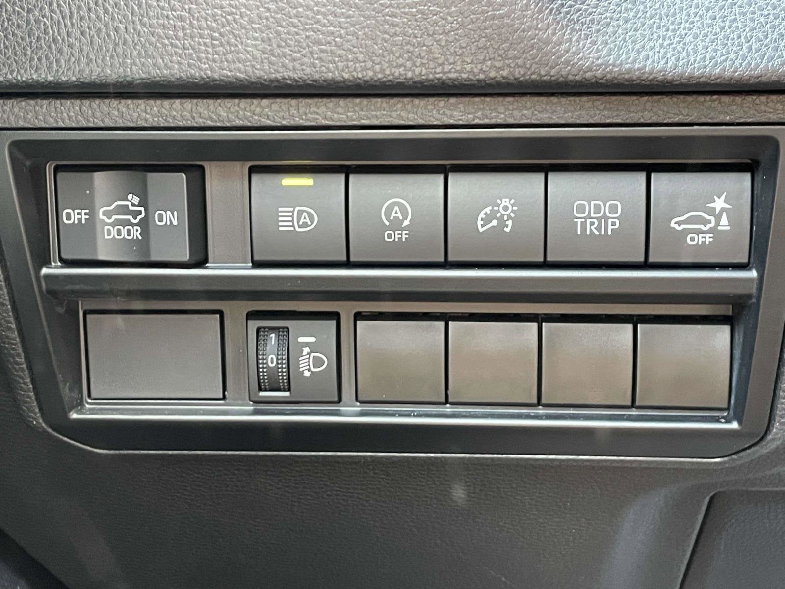 2023 Toyota Tundra 4WD SR5