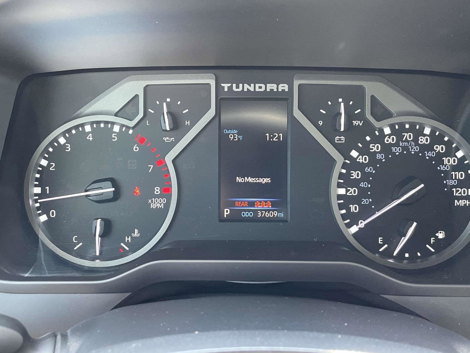 2023 Toyota Tundra 4WD SR5