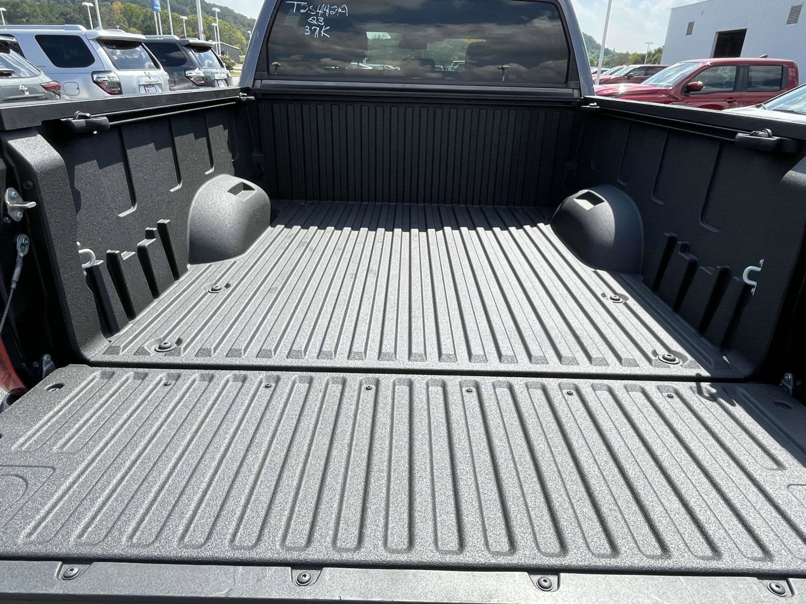 2023 Toyota Tundra 4WD SR5