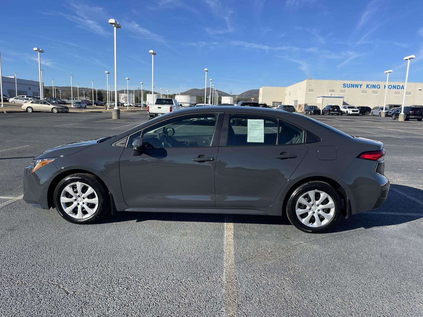 2025 Toyota Corolla LE