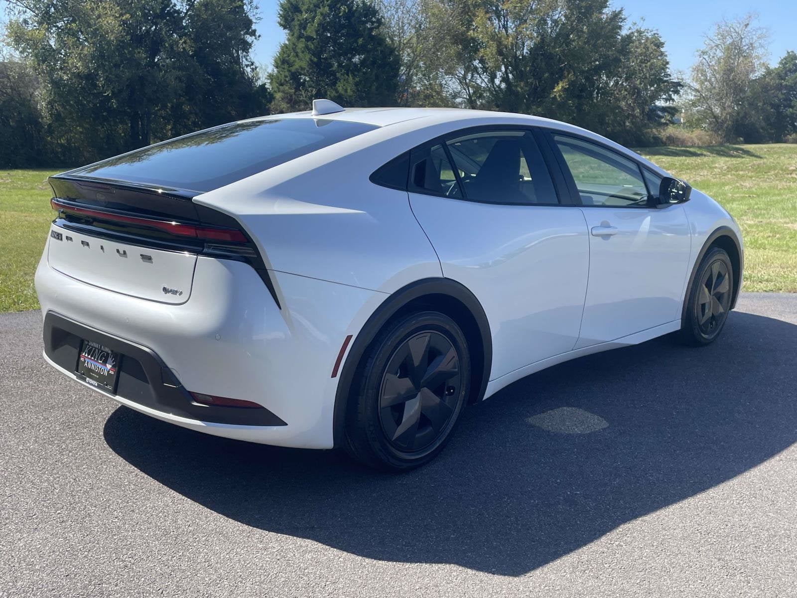 2025 Toyota Prius LE