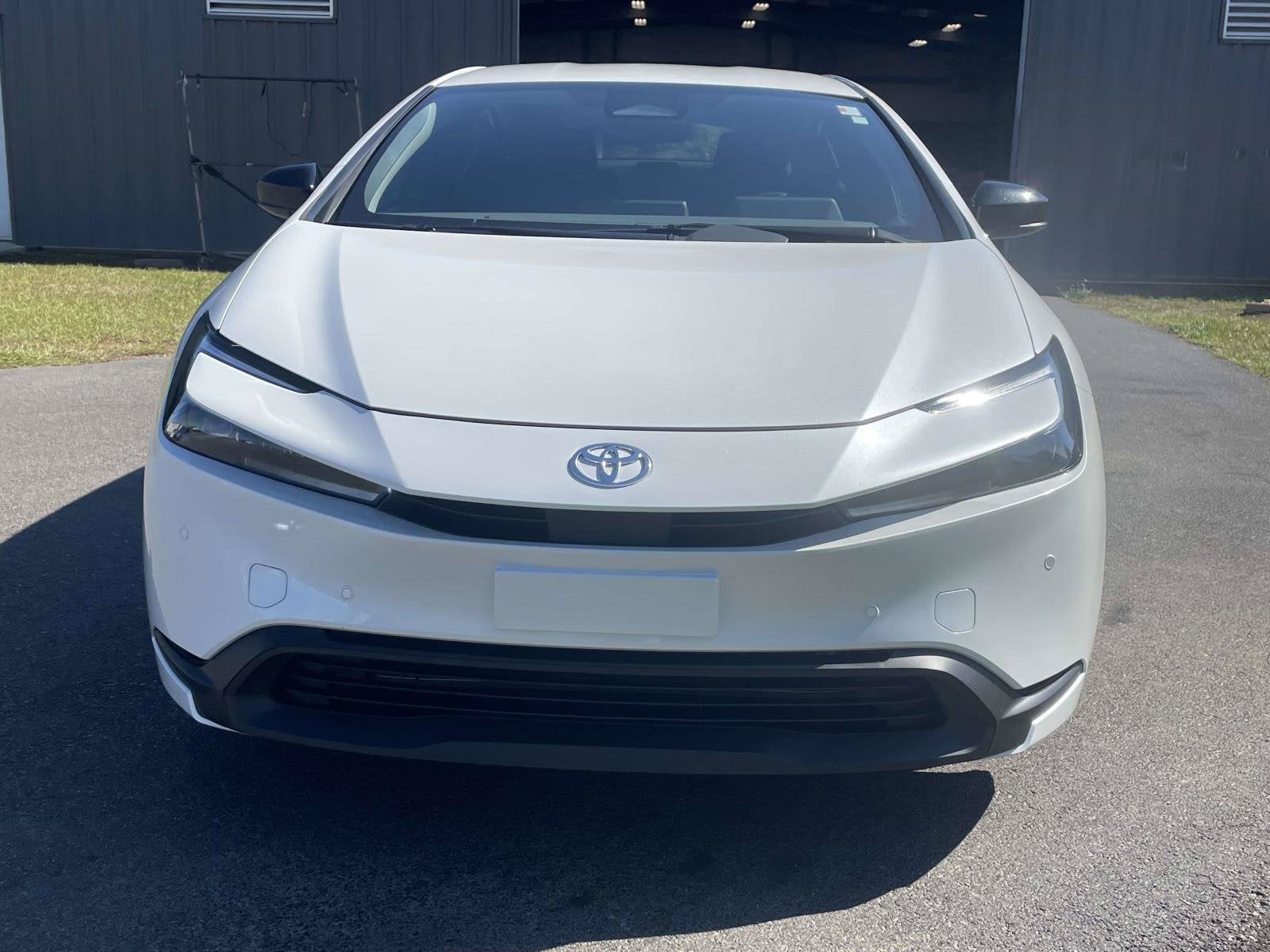 2025 Toyota Prius LE
