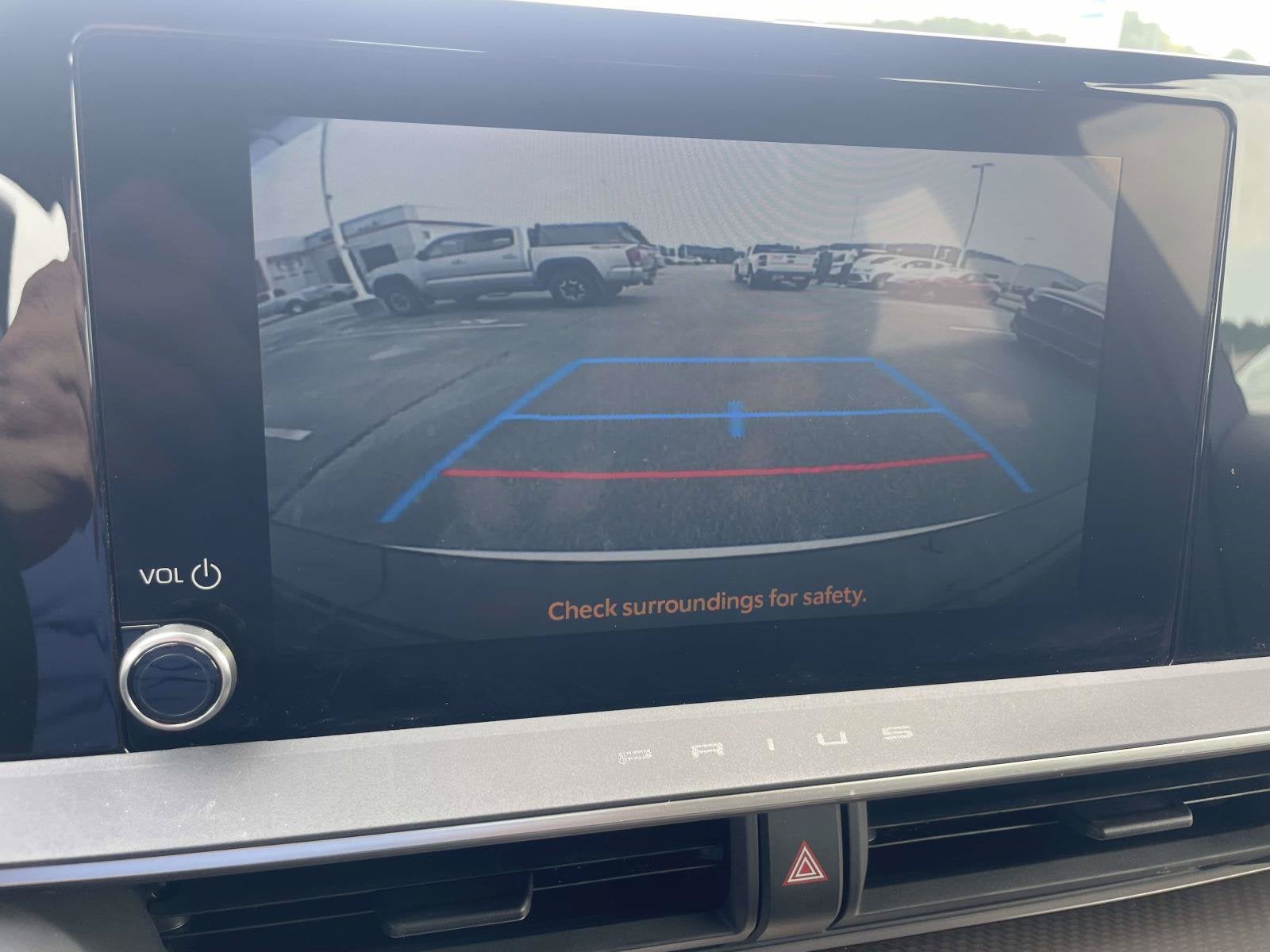 2025 Toyota Prius XLE
