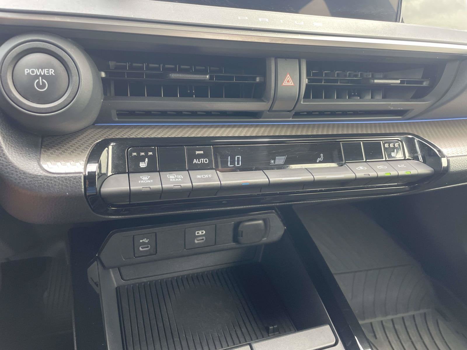 2025 Toyota Prius XLE