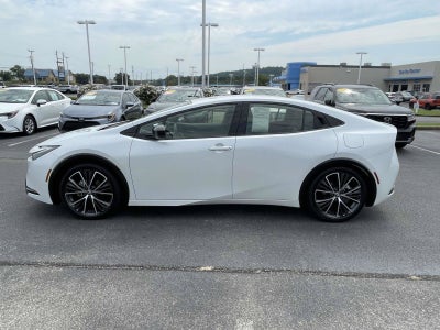 2025 Toyota Prius XLE