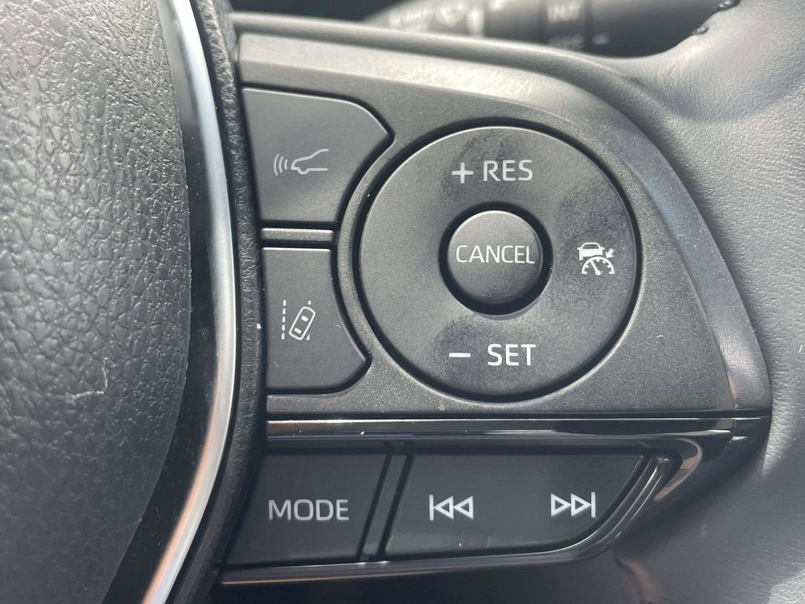 2023 Toyota Venza LE