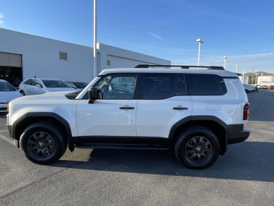 2025 Toyota Land Cruiser 4DR 4WD