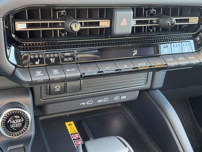 2025 Toyota Land Cruiser 4DR 4WD