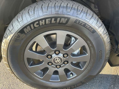 2025 Toyota Land Cruiser 4DR 4WD