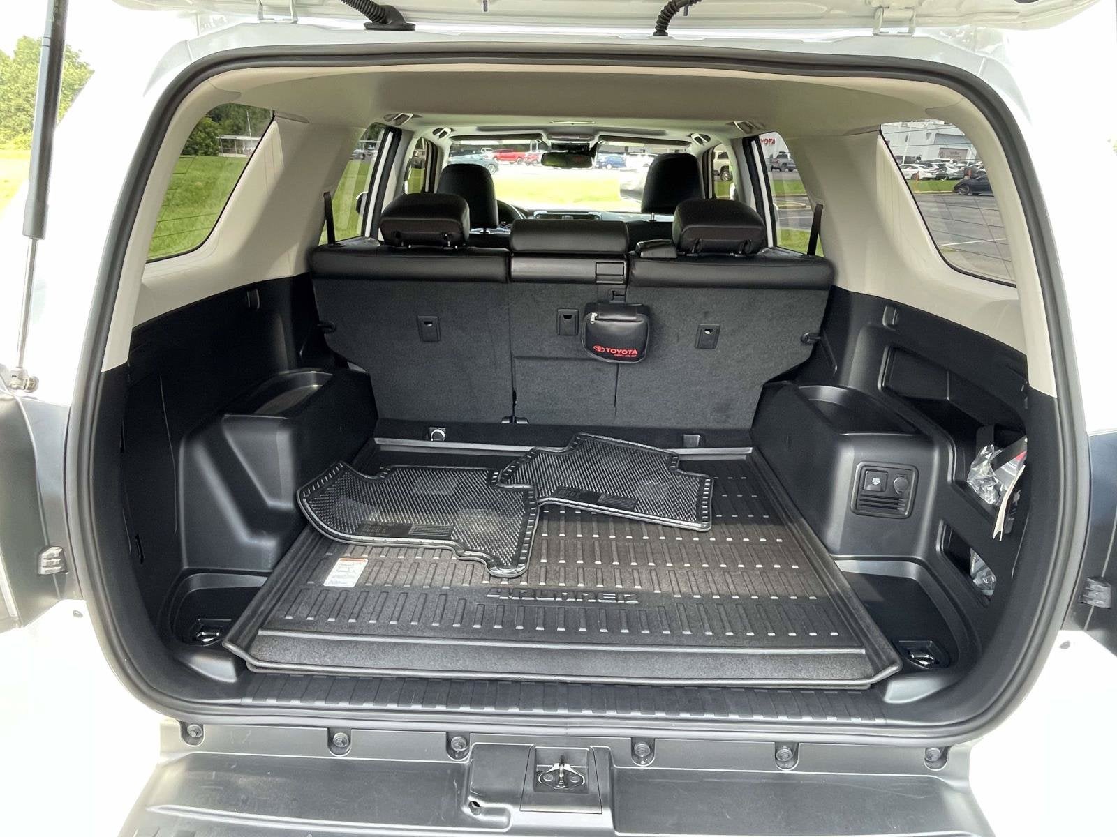 2024 Toyota 4Runner TRD Off Road