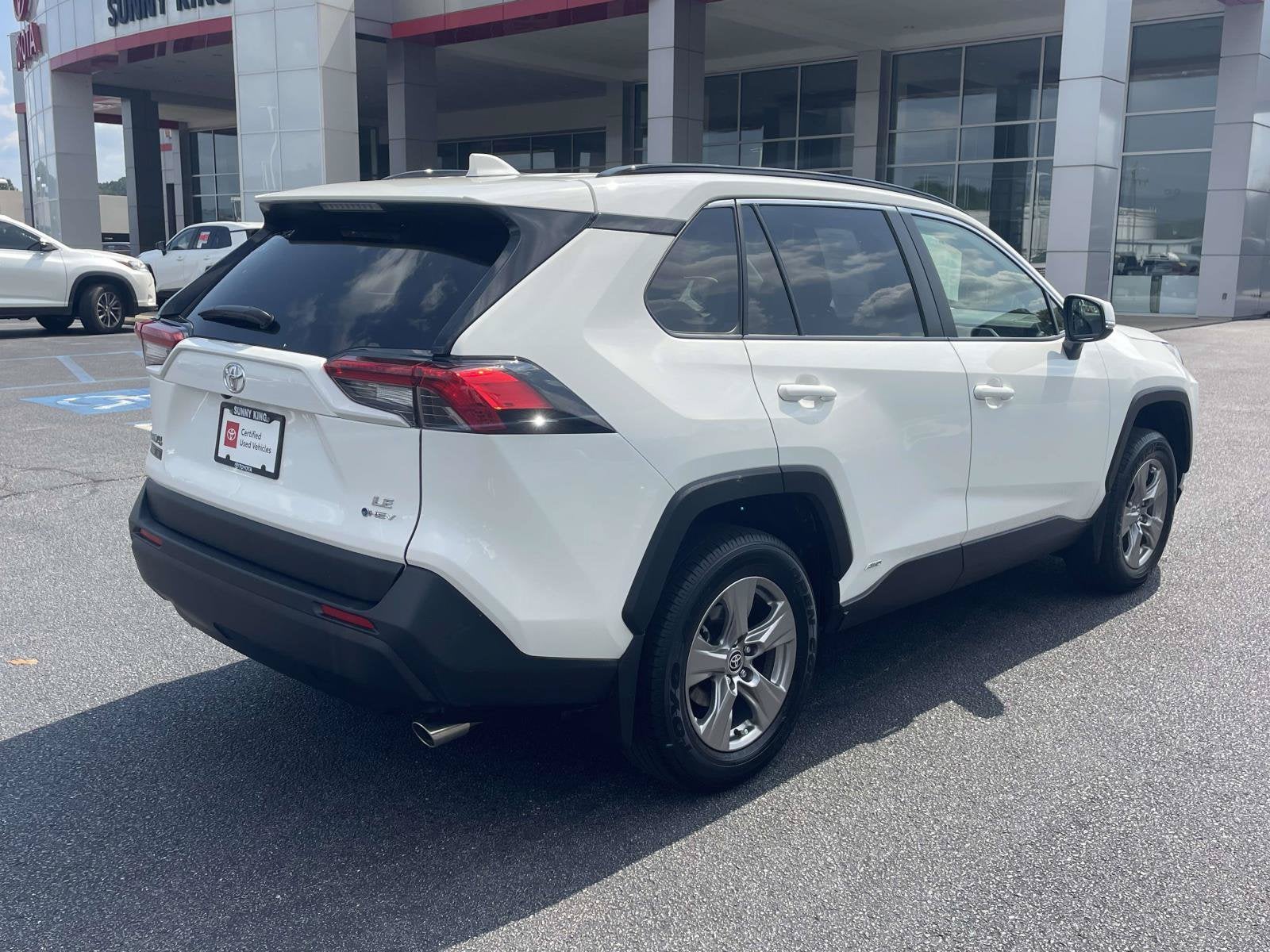 2025 Toyota RAV4 Hybrid LE