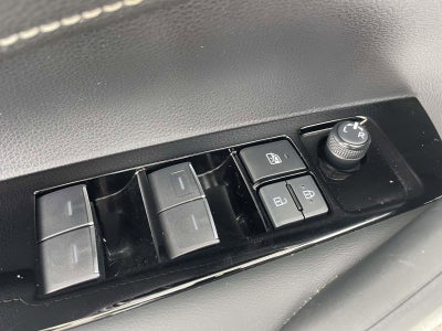 2023 Toyota Corolla Hatchback SE