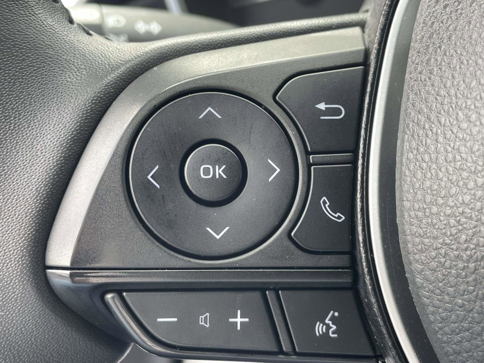 2023 Toyota Corolla Hatchback SE