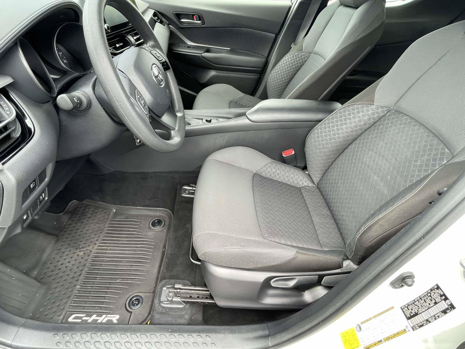 2021 Toyota C-HR LE